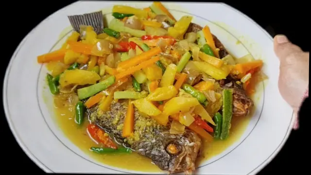 Ikan Gurame Acar Kuning