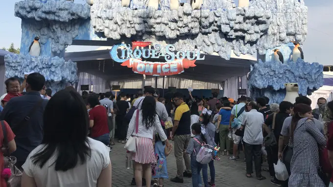 Atraksi sirkus untuk liburan lebaran