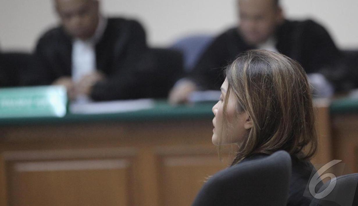 Jaksa Penuntut Umum (JPU) KPK mendakwa Artha Meris Simbolon menyuap mantan kepala SKK Migas Rudi Rubiandini sebesar 522.500 dolar AS,  Pengadilan Tipikor, Jakarta, Kamis (11/9/2014) (Liputan6.com/Andrian M Tunay)
