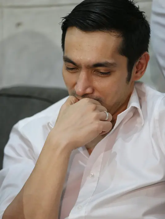 Abimana Aryasatya (Adrian Putra/Fimela.com)