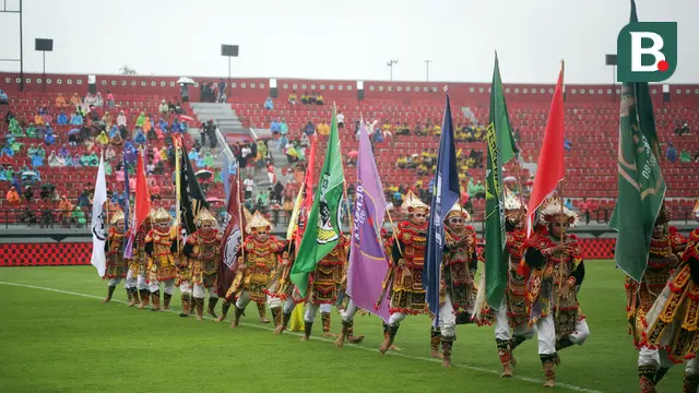 Foto: Sepi Penonton, Bali United Menyerah oleh PSS Sleman di Laga Pembuka BRI Liga 1 2023 / 2024
