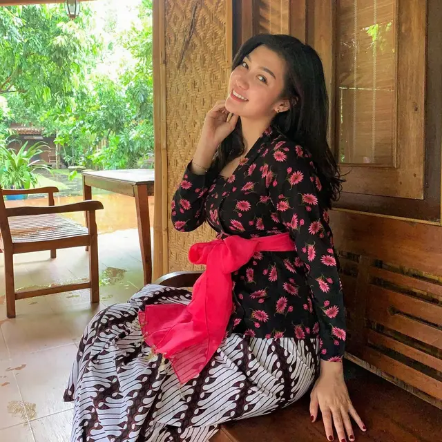 Lama Tak Muncul di Layar Kaca, Ini 7 Potret Terbaru Shaura Nabilla