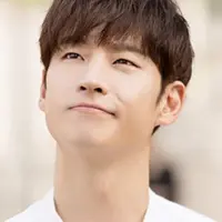 Para penggemar drama Korea, pasti sudah tidak asing lagi dengan nama Lee Je Hoon. (dramabeans.com)