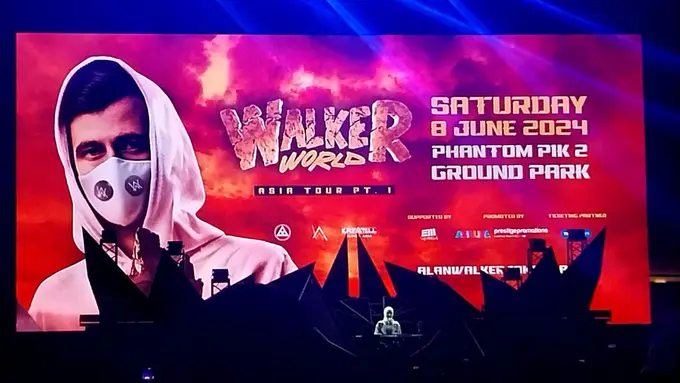 Putri Ariani di Walker World (Fimela.com/Soraya Fitriyani)