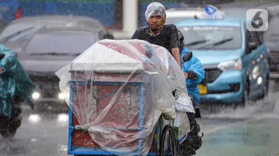 Warga Berpenghasilan Rendah Jakarta Diminta Tak Dibebani Pajak Baru