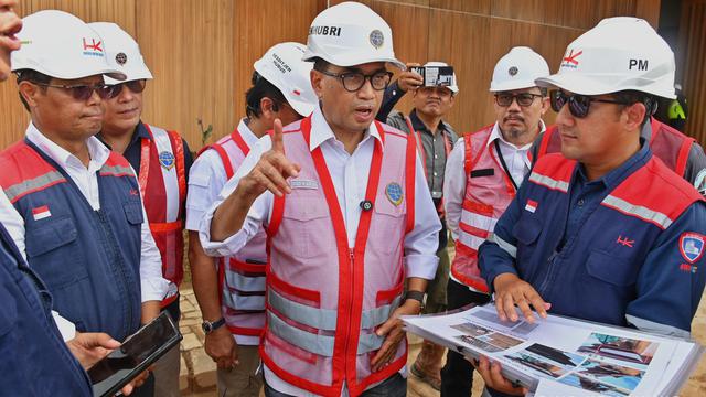 Menteri Perhubungan Budi Karya Sumadi kembali cek pembangunan Bandara IKN. (Foto: Kementerian Perhubungan)