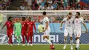 Para pemain Tunisia merayakan gol yang dicetak Ben Youssef ke gawang Panama pada laga grup G Piala Dunia di Mordovia Arena, Saransk, Kamis (28/6/2018). Tunisia menang 2-1 Panama. (AP/Pavel Golovkin)