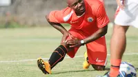 Emnanuel Kenmogne, jadi andalan di sektor depan Persija saat mengarungi laga-laga berat Piala Jenderal Sudirman. (Bola.com/Kevin Setiawan)