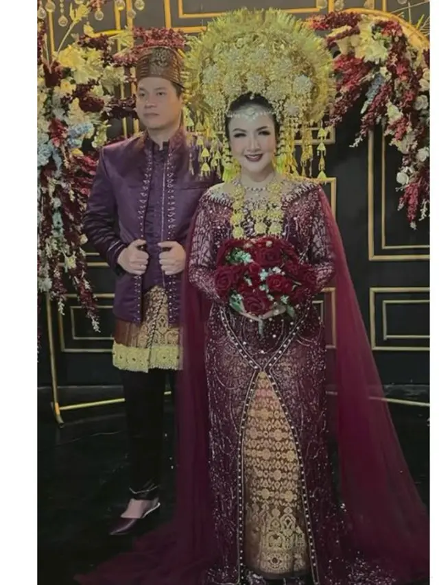 6 Potret Post Wedding Barbie Kumalasari, Pakai Busana Pengantin Sunda dan Minang