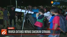 Komunitas hingga perorangan saksikan gerhana bulan di kawawan Monas.