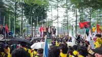 Mahasiswa Demo Hardiknas di Depan kantor Kemdiktisaintek, Bawa Persoalan Pendidikan