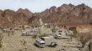 Suasana lokasi glamping atau glamorous camping di Hatta, Dubai, 15 Februari 2019. Dubai menawarkan lokasi glamping pemandangan pegunungan, pantai, dan gurun yang indah. (Karim Sahib/AFP)