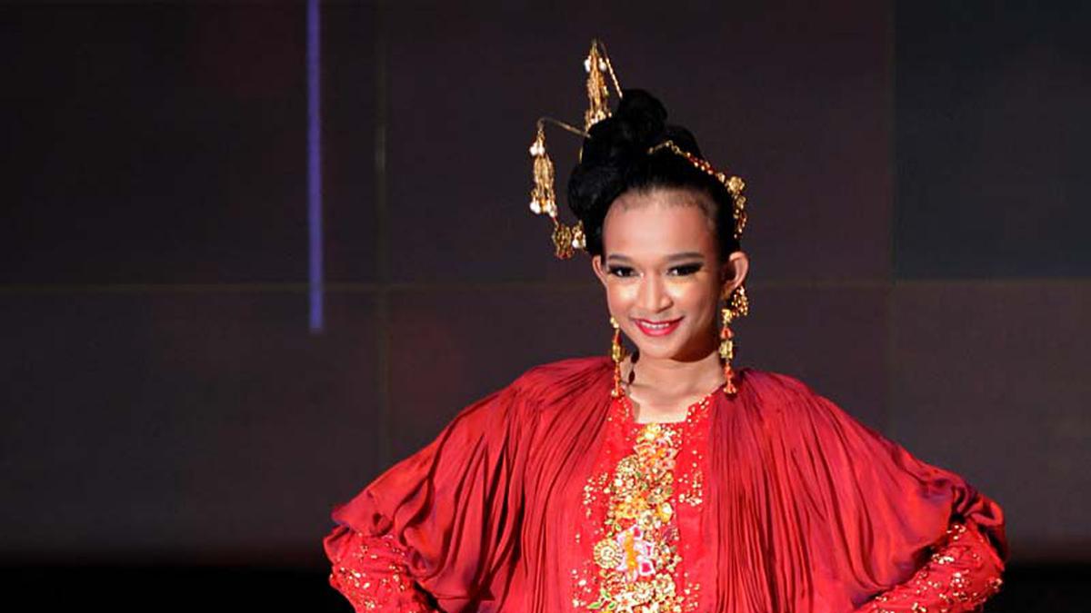 Merah Membahana - Photo Fimela.com