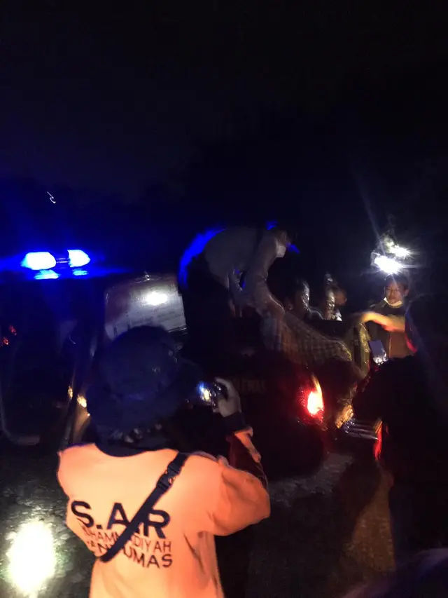 Seorang pencari ikan tewas terseret banjir bandang Sungai Logawa, Banyumas. (Foto: Liputan6.com/Basarnas)
