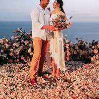 Kebahagiaan jelas tergambar dari wajah Jessica Mila dan Yakup Hasibuan. (Foto: Instagram/ vidialdiano)