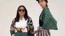 Alleia sangat tertarik dengan dunia fashion. Tak heran jika ia sering tampil menjadi model di berbagai pertunjukan fashion. Momen ia menjadi model dan memakai kacamata ini banjir pujian karena ia tampak keren. (Liputan6.com/IG/alleialovers)