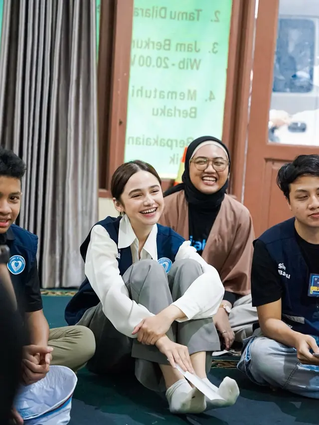 Sama-Sama Punya Jiwa Sosial, OOTD Kembar El Rumi dan Syifa Hadju Saat Syukuran Rayakan Ulang Tahun di Panti Asuhan