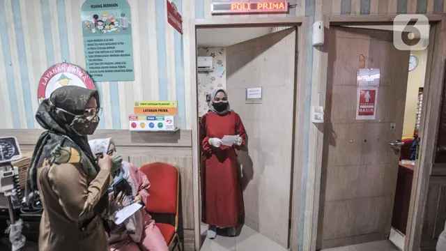 Vaksinasi Dosis Ketiga untuk Tenaga Kesehatan
