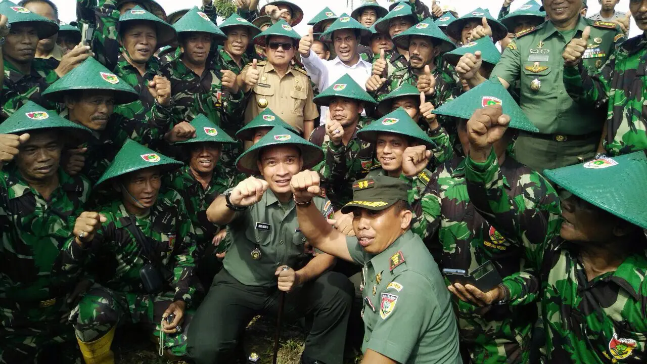 Seragam Baru TNI, Caping Gantikan Topi Pet