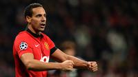 1. Rio Ferdinand (2002-2003) - Dari Leeds ke Manchester United dengan nilai transfer: 41,4 juta poundsterling. Nilai saat ini menurut data inflasi: 158,6 juta poundsterling. (AFP/Patrik Stollarz)
