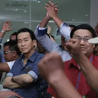 Vonis 20 tahun penjara terhadap Jessica Kumala Wongso dirasa ringan bagi Edi Darmawan Salihin, ayah dari Wayan Mirna Salihin. (via: Bintang.com/Nurwahyunan)