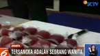 Polisi menyita puluhan kantong miras oplosan siap edar berikut sejumlah dirigen berisi alkohol dan zat kimia jenis metanol.