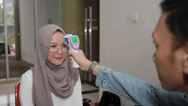 Unpad Pengecekan Suhu