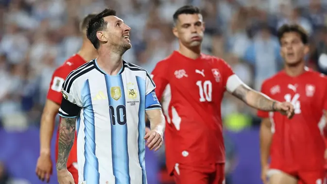 Reaksi Emosional Messi Warnai Kemenangan Argentina Atas Swiss