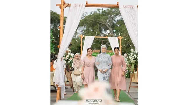 7 Momen Lamaran Cut Meyriska dan Roger Danuarta, Penuh Haru Bahagia