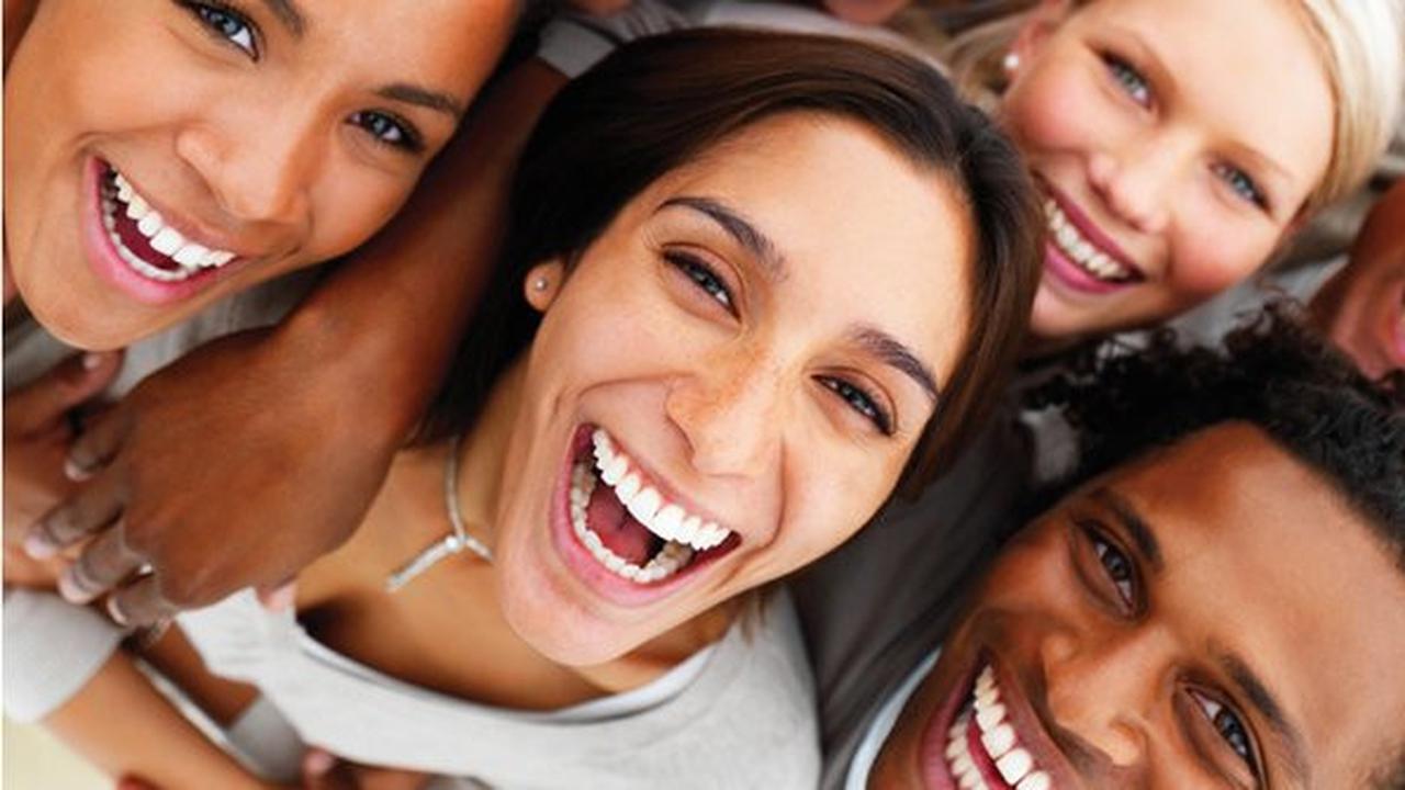 ilustrasi tertawa. © genius.com