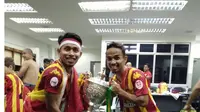 Andik Vermansah sering dibercandai Fitri Shahwan saat berkomunikasi dengan bahasa Inggris yang berantakan. (Bola.com/Dok. Pribadi)