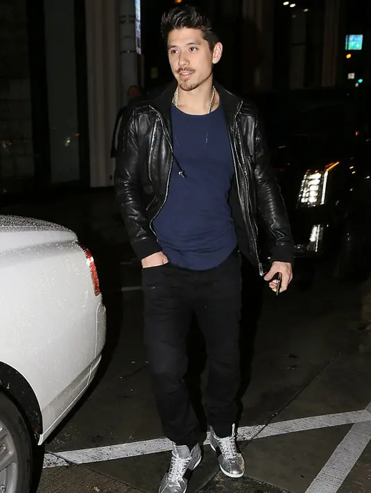 Mariah dan Bryan memang selalu tampil mesra. keduanya juga sudah semakin sering menghabiskan waktu bersama. Seperti saat tertangkap kamera pada Minggu (22/1) keduanya berada di restoran di West Hollywood. (doc.dailymail.com)