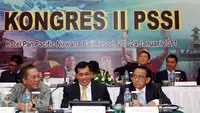 Trio Petinggi PSSI: (dari kiri ke kanan) Nirwan Bakrie, Nurdin Halid, dan Nugraha Besoes.