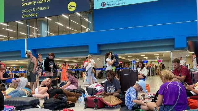 Kebakaran Lahan di Destinasi Wisata Yunani, 19 Ribu Turis dan Warga Lokal Dievakuasi