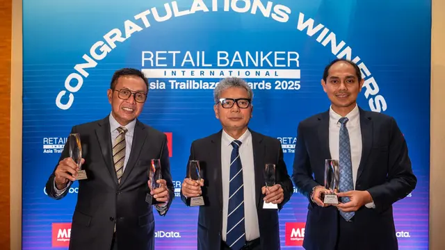 Komitmen Jaga Kinerja dan Fokus di UMKM, BRI Boyong 5 Penghargaan di Retail Banker International Asia Trailblazer Awards