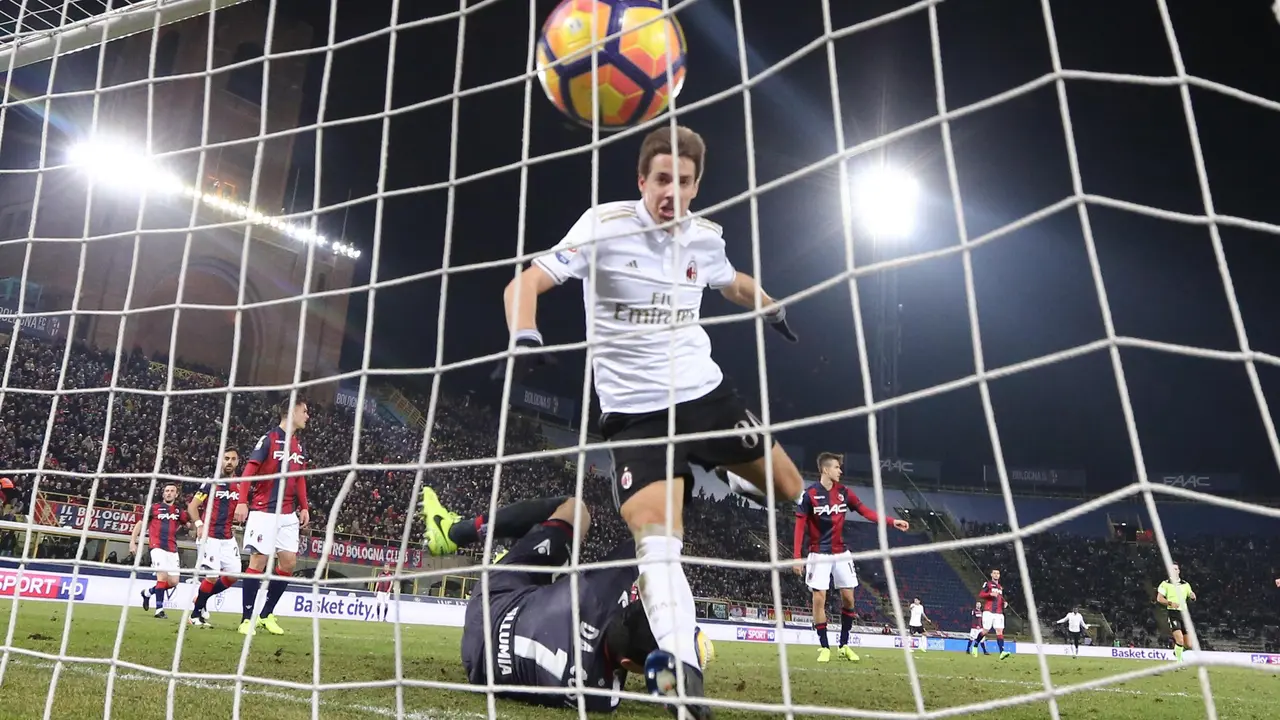 Betah di AC Milan, Pasalic Tolak Balik ke Chelsea