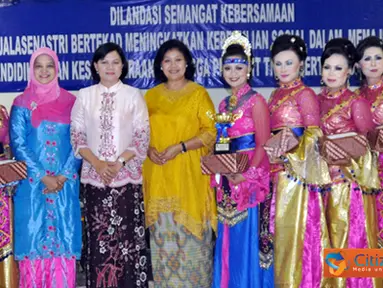 Citizen6, Surabaya: Ketua Umum Jalasenastri TNI AL mengatakan  dengan dilaksanakan lomba Tari Nusantara ini bertujuan untuk mengenal beragam budaya daerah melalui seni tari. (Pengirim: Budi Abdillah) 