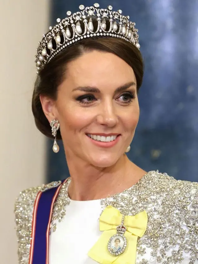 Pesona Kate Middleton Kembali Kenakan Tiara Setelah 3 Tahun, Pancarkan Aura Permaisuri Masa Depan