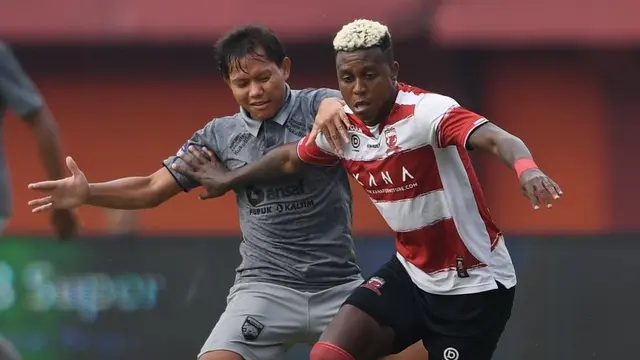 Madura United vs Borneo FC Samarinda di BRI Liga 1 2022/2023