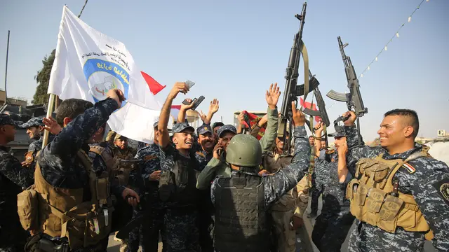 Tentara Irak Rayakan Kemenangan di Mosul