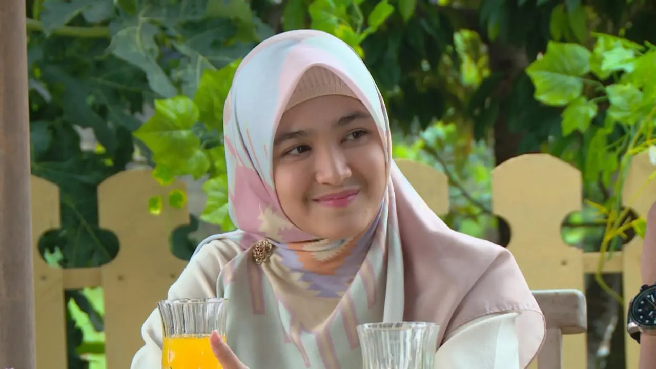 Jangan Panggil Gue Pak Haji