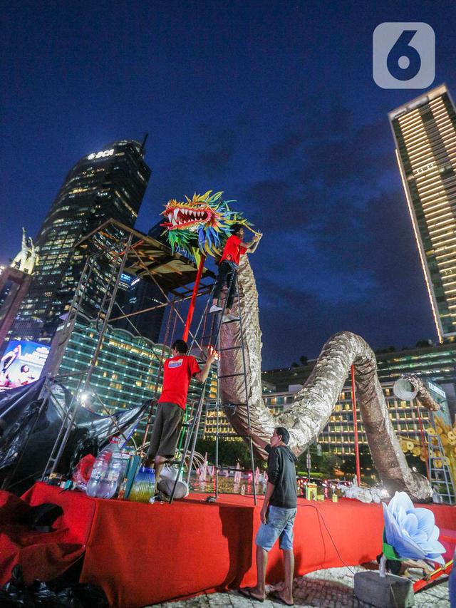 The Dragon in Chinese Art and Literature