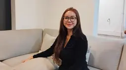 Aura Kasih Spill Tipis-Tipis Sosok Pacar: Dia Seorang Profesional
