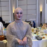 Dinda Hauw dan Rey Mbayang Akan Kenakan Baju Lebaran dari Brand Masing-Masing, Intip Detailnya