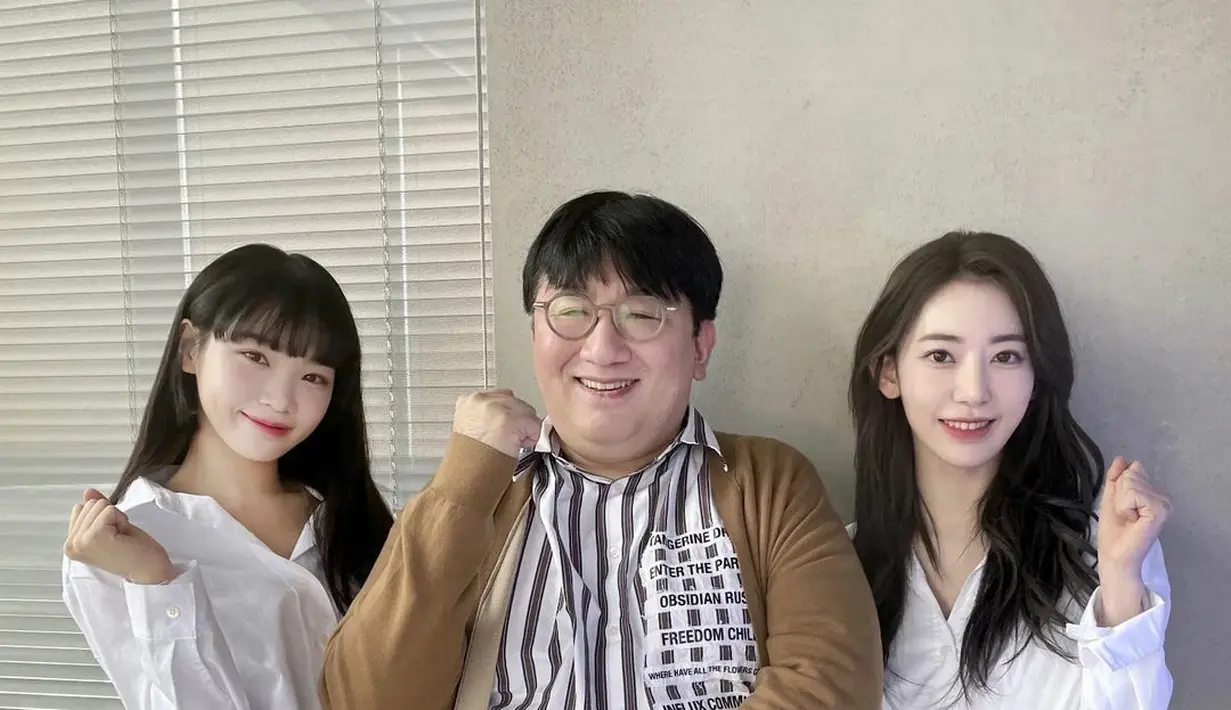 Bang Si Hyuk dan Sakura  - Chaewon. (Instagram/ hitmanb72)