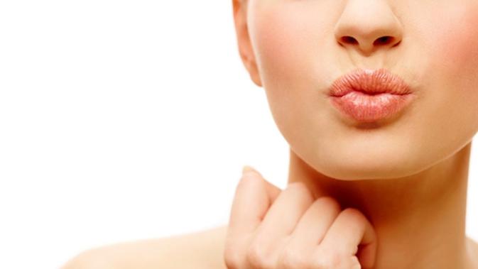7 Trik Mudah Memiliki Bibir Merah Merona Secara Alami ...