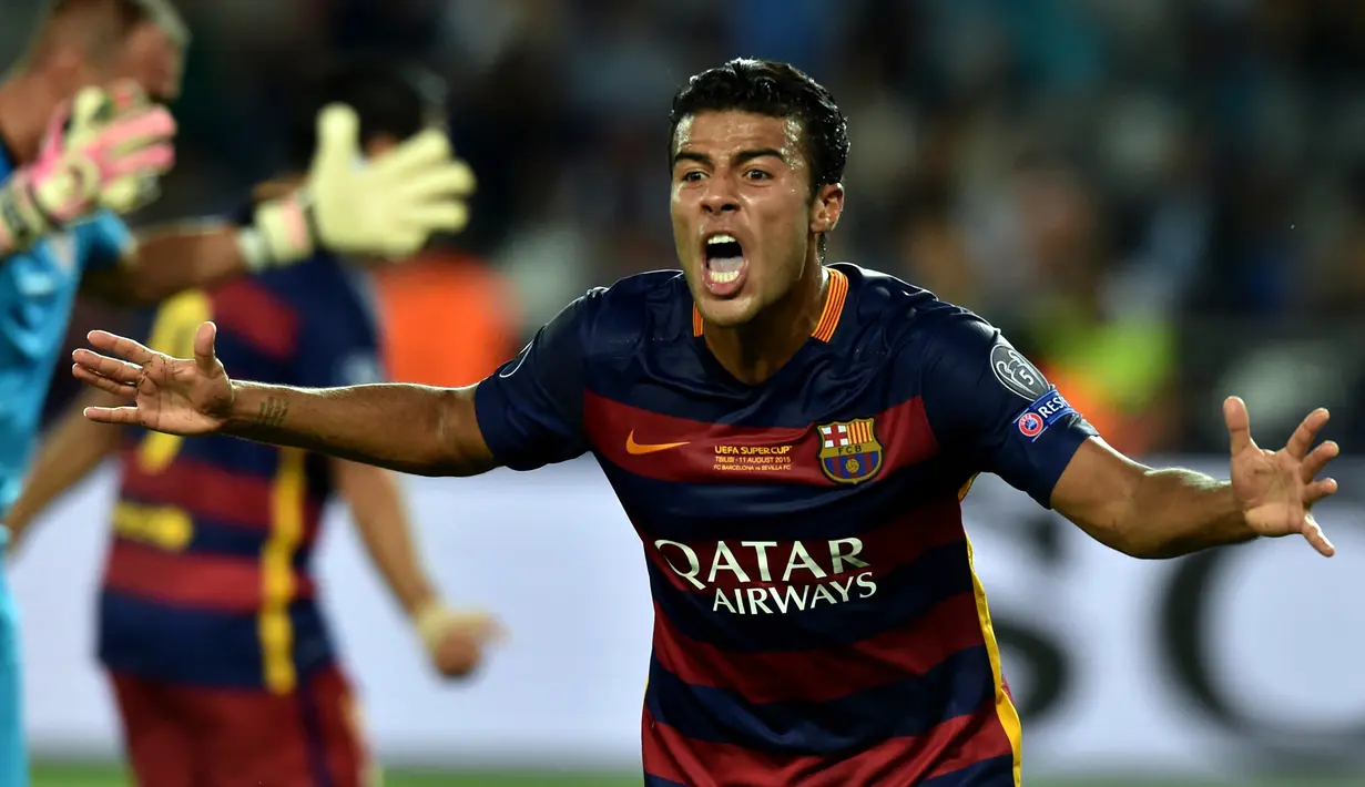 Rafinha merupakan lulusan akademi Bercelona dan bergabung dengan skuad utama pada musim 2013/2014, tetapi kesulitan bersaing di lini serang. Barcelona akhirnya meminjamkan Rafinha ke Celta Vigo. (AFP/Kirill Kudryavtsev)