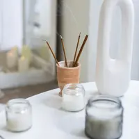 Simmer pot dibuat dengan merebus bahan-bahan seperti jeruk, lemon, apel, dan kayu manis untuk menghasilkan wangi alami yang cozy di seluruh rumah. (Foto/dok: Freepik)