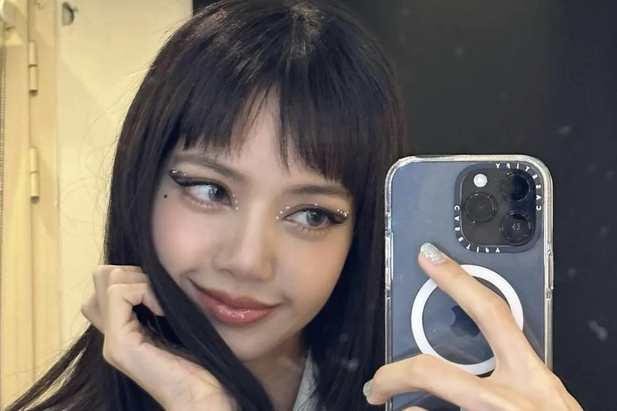 Gaya Pakaian Tertutup Lisa Blackpink