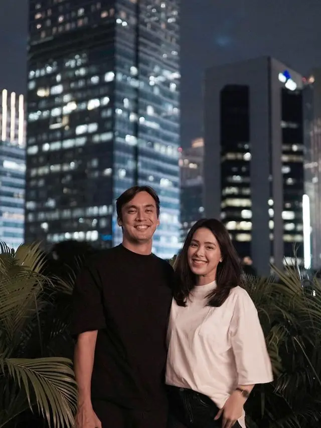 [Fimela] Rendy Kjaernett